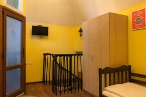 Мини-отель Вилла Графа. Полулюкс 4-местный двухуровневый 2