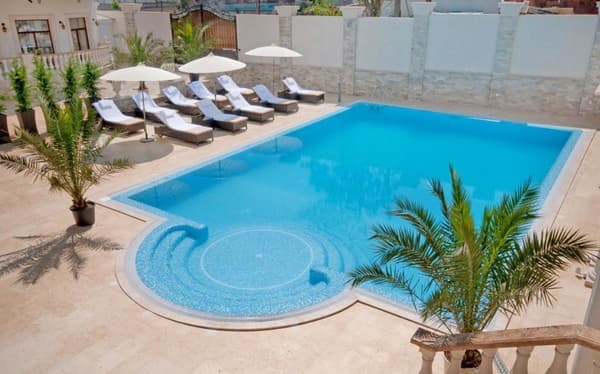 Вилла Ле Премьер 18