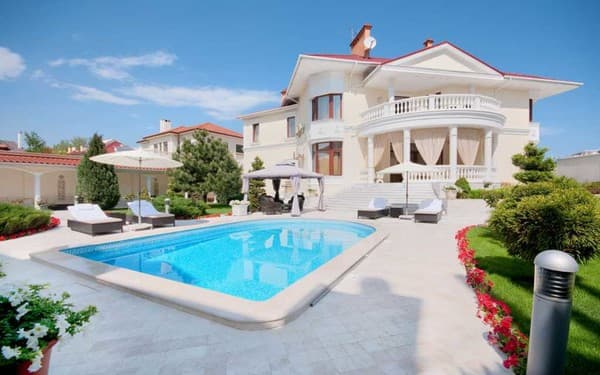 Вилла Ле Премьер 6