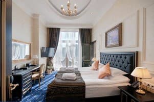 Отель Вилла Ле Премьер. Делюкс двухместный Версаче (1-местное размещение) 4