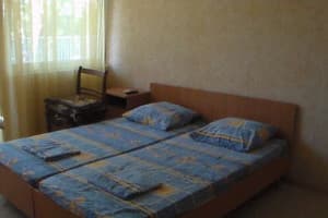 База отдыха Villa Milla на Лазурной. Люкс 4-местный двухкомнатный (второй этаж) 1