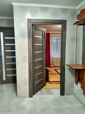 Возле Искры ул. Сиховская, 10а 9