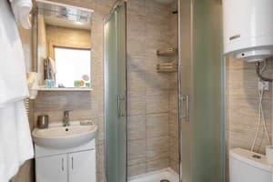 Отель Weekend Family Hotel. Комфорт 4-местный  8