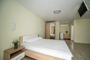 Отель Weekend Family Hotel. Комфорт 4-местный  7