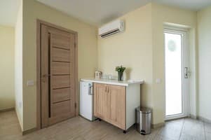 Отель Weekend Family Hotel. Комфорт 4-местный с видом на море 7