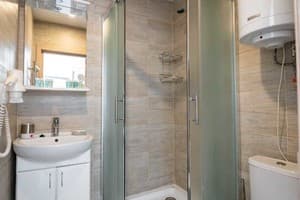 Отель Weekend Family Hotel. Комфорт 4-местный с видом на море 4