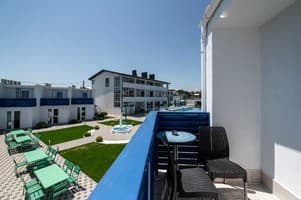 Отель Weekend Family Hotel. Комфорт двухместный с видом на море 7