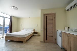 Отель Weekend Family Hotel. Комфорт двухместный с видом на море 3