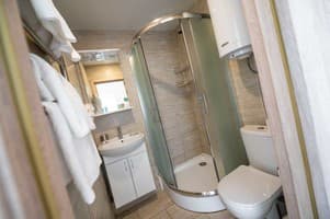 Отель Weekend Family Hotel. Комфорт трехместный  8