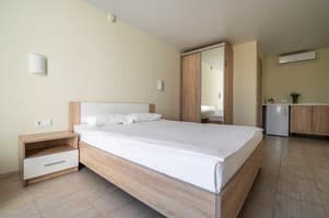 Отель Weekend Family Hotel. Комфорт трехместный  5