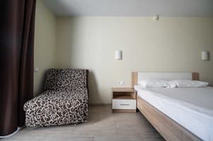 Отель Weekend Family Hotel. Комфорт трехместный  3