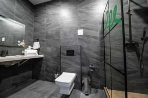 Отель Weekend Family Hotel. Люкс 6-местный с видом на море 6