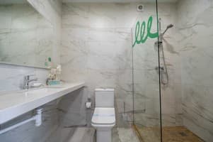 Отель Weekend Family Hotel. Полулюкс 4-местный  4