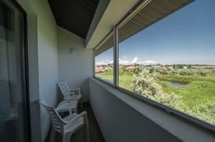 Отель Weekend Family Hotel. Полулюкс 4-местный с видом на море 8