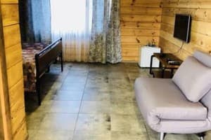 Гостинний двір WellWood. Сімейний  номер з терасою 6