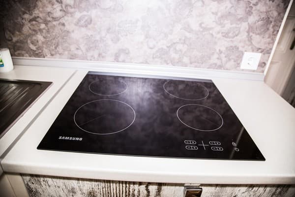 White House ул. Ивана Франко, 90 1