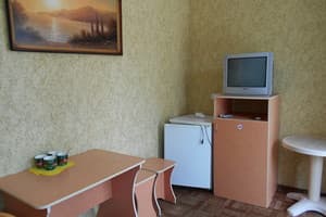 База отдыха Янтарь-2. Семейный 4-местный (двухкомнатный) 4