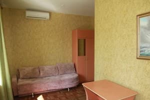 База отдыха Янтарь-2. Семейный 4-местный (двухкомнатный) 1