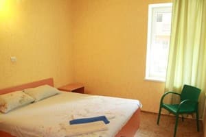 База отдыха Янтарь-2. Семейный 4-местный (двухкомнатный) 6