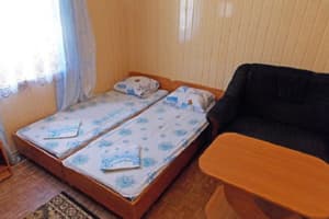 Гостиный двор Южанка 71. Семейный 4-местный двухкомнатный 2