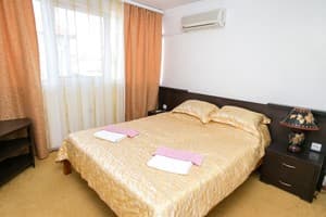 Мини-отель Южанка 88. Люкс 4-местный двухкомнатный 5