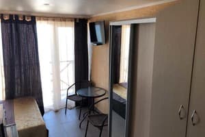 Апарт-отель Южанка 90. Стандарт 4-местный  8