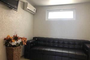 Апарт-отель Южанка 90. Стандарт 4-местный студио (кухня общая на несколько номеров) 2