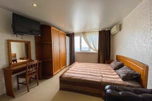 Апарт-отель Южанка 90. Стандарт 4-местный студио (кухня общая на несколько номеров) 4