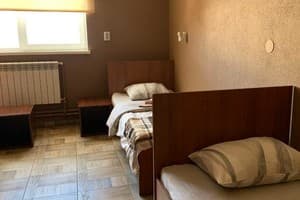 Хостел Yurus. Эконом трехместный  3