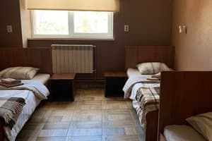 Хостел Yurus. Эконом трехместный  1