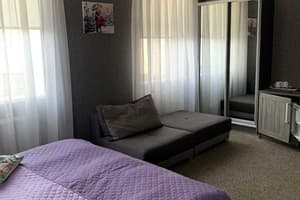 Хостел Yurus. Люкс трехместный  4