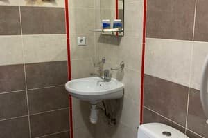 Хостел Yurus. Люкс трехместный  9