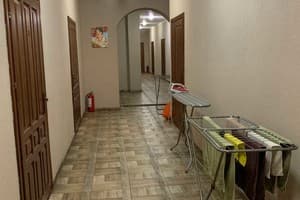 Хостел Yurus. Место в общем 10-местном номере  7