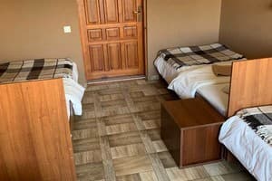 Хостел Yurus. Место в общем 4-местном номере  3