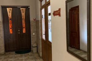 Хостел Yurus. Место в общем 4-местном номере  8