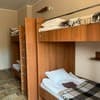 Хостел Yurus. Место в общем 6-местном номере  1