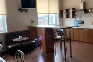 Хостел Yurus. Место в общем 6-местном номере  13