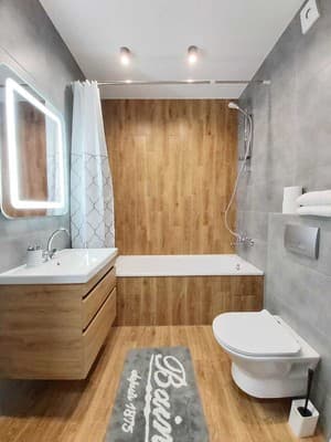 Зелена в новобудові, велика 3