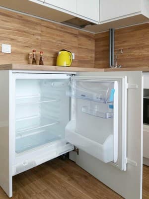 Зелена в новобудові, велика 4