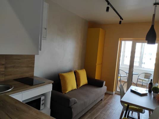 Зелена в новобудові, велика 5