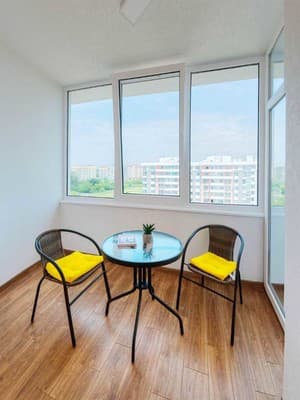 Зелена в новобудові, велика 9