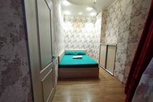 Отель Зирка. Люкс 4-местный двухкомнатный номер 3