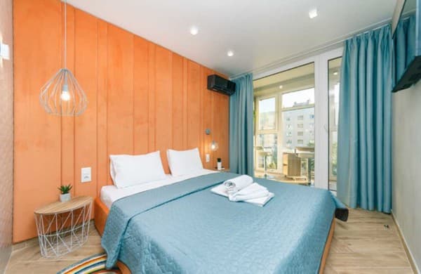 бульвар Леси Украинки 3 7