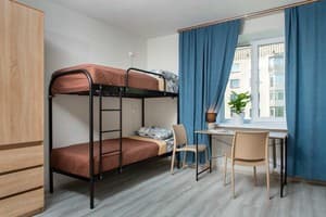 Хостел єЖилье Щекавица. Место в женском 4-местном номере  1