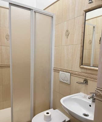 на Театральной 7