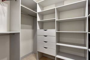 Квартира на ул. Ростиславская, 5Б. Апартаменты двухместный 24 этаж № 310 15