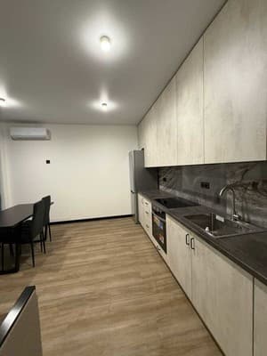 на улице Под Голоском 15б/110б 10