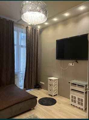 по ул. Площадь Григоренко 4/16-1 3