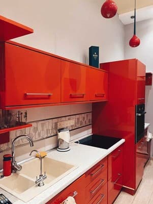 по ул. Площадь Григоренко 4/16-1 11