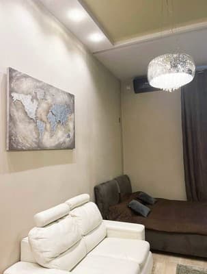 по ул. Площадь Григоренко 4/16-1 5